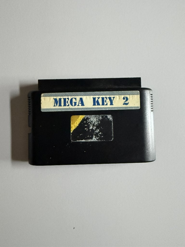 Mega Key 2 – Adaptateur Sega Mega Drive, Consoles de jeu & Jeux vidéo, Enlèvement ou Envoi, Utilisé, Autres genres, Mega Drive