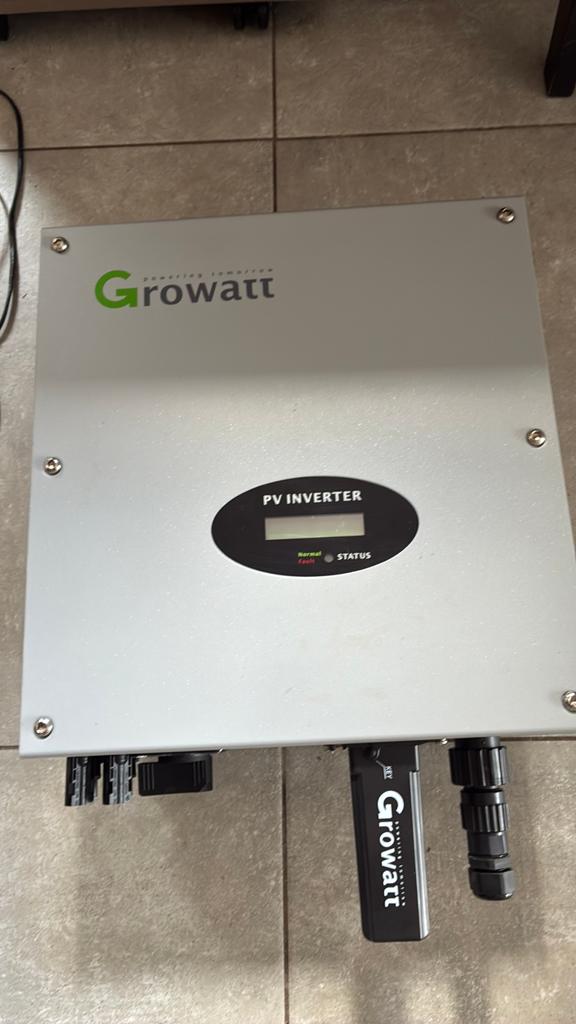 Growatt omvormer defect 5500 mtls, Ophalen of Verzenden, Gebruikt