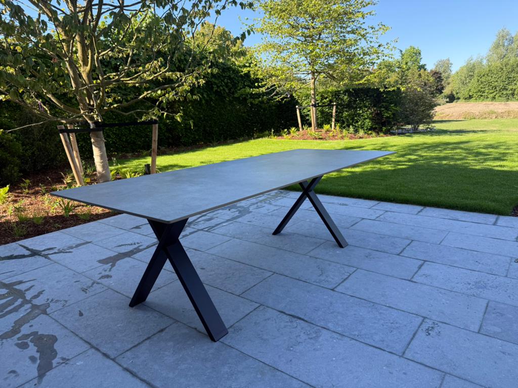 Tafel Joli, Huis en Inrichting, Tafels | Eettafels, Ophalen, Zo goed als nieuw