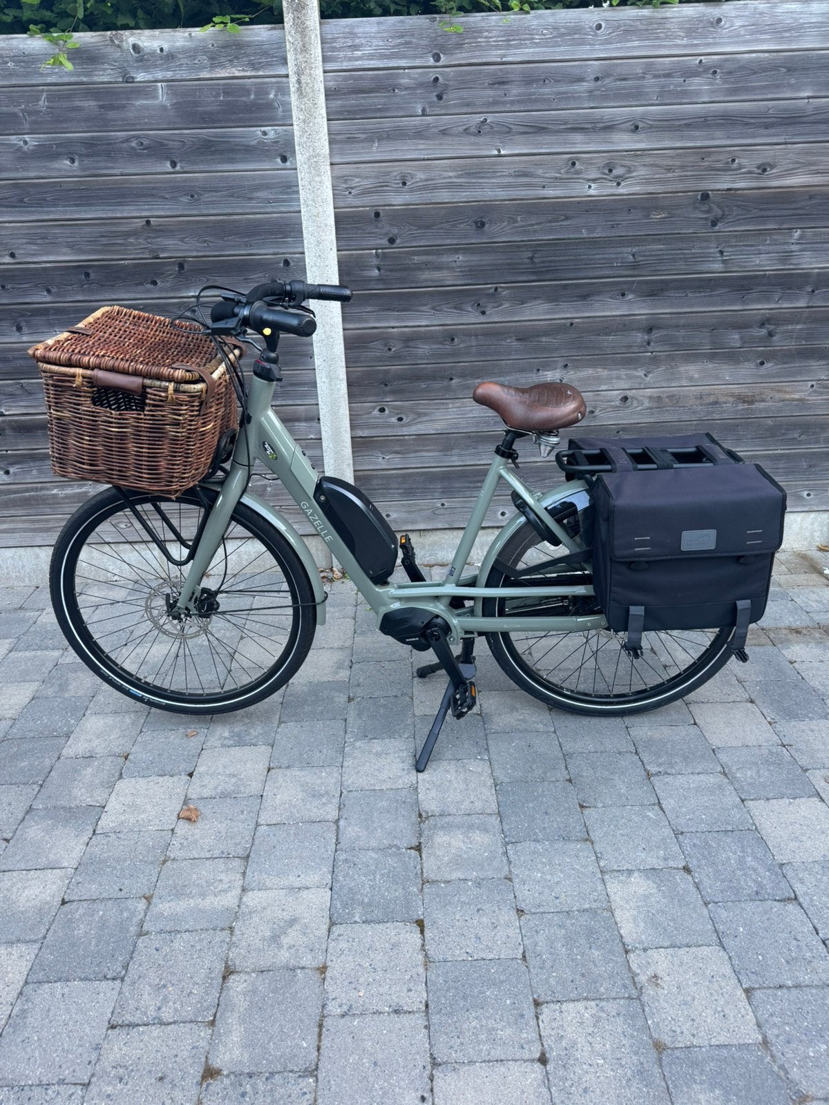 Gazelle Bloom C310 630wh - maat 53 - 136km, Ophalen, Zo goed als nieuw, Gazelle