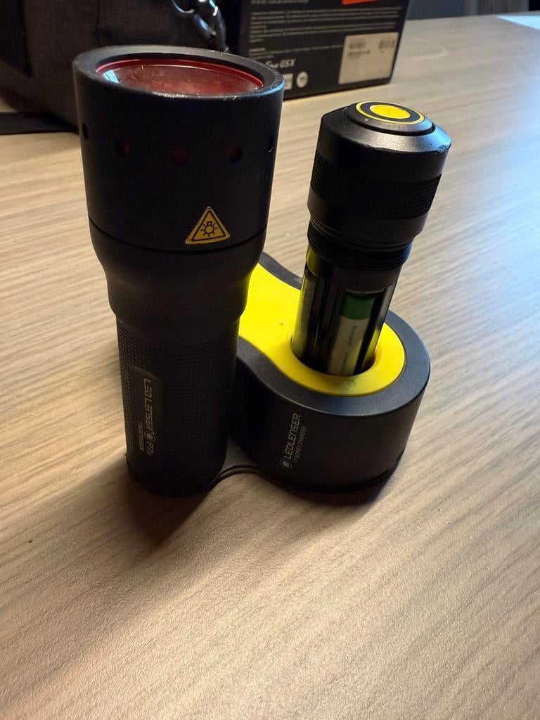 Ledlenser p7.2 zaklamp nieuwstaat!, Caravans en Kamperen, Zaklampen, Zo goed als nieuw, Ophalen