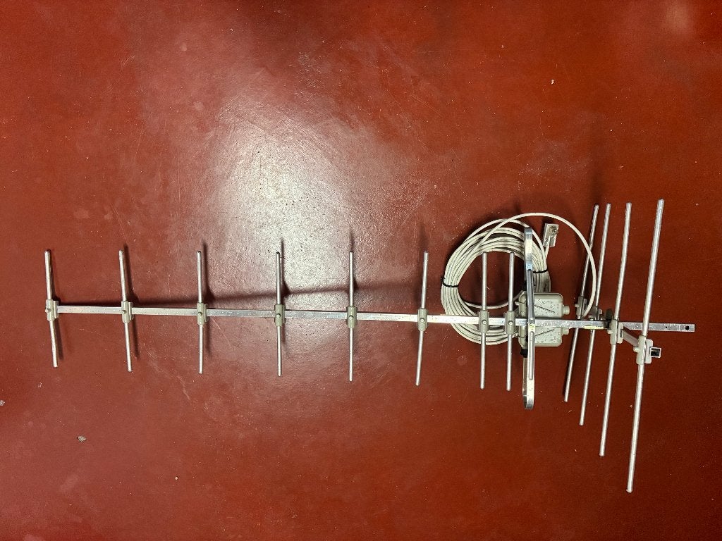 UHF Antenne, Ophalen, Antenne