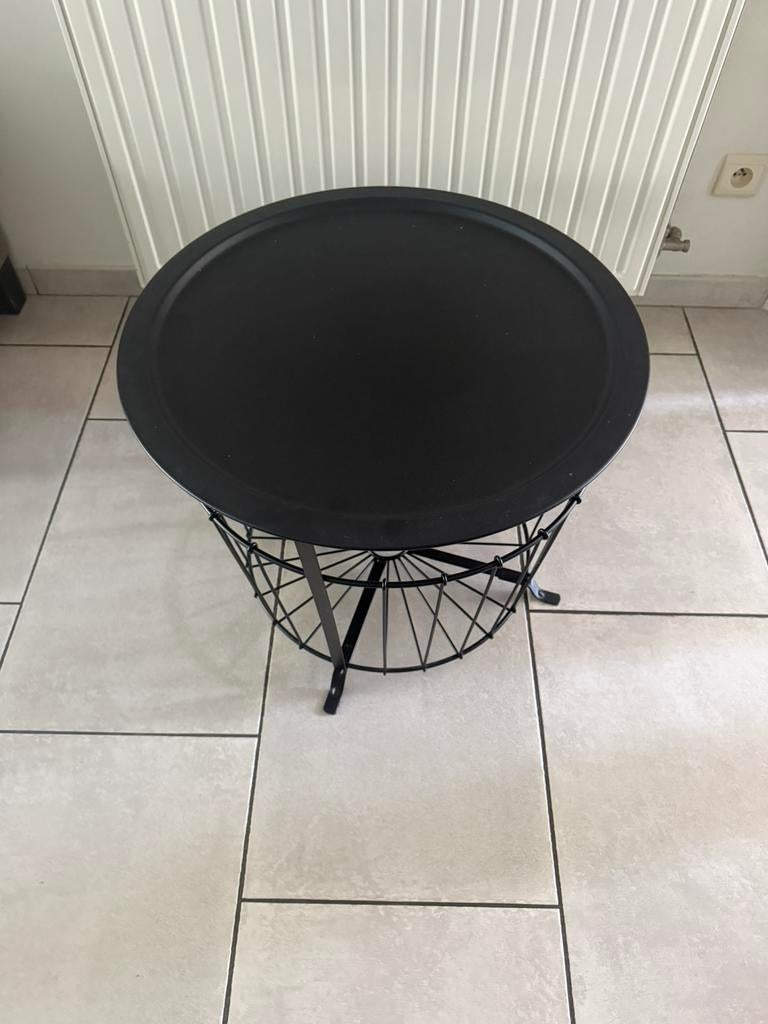 Bijzettafel, Ophalen, Zo goed als nieuw, Rond, Metaal of Aluminium