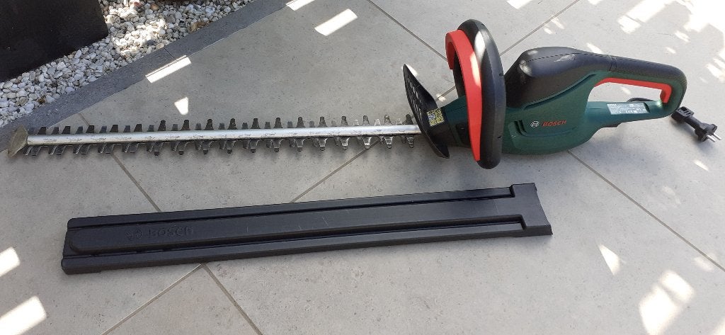 Taille haie Bosch UniversalHedgeCut 60cm, Enlèvement, Utilisé, Électrique, BOSCH