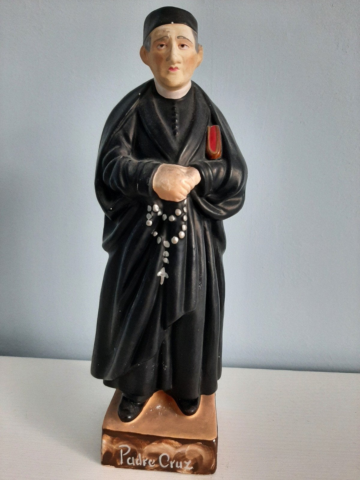 saint Cruz, Enlèvement