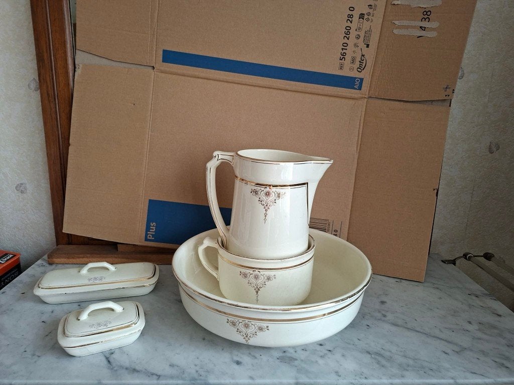 5-delige wasset - Léon - Art Nouveau, Antiek en Kunst, Curiosa en Brocante, Ophalen