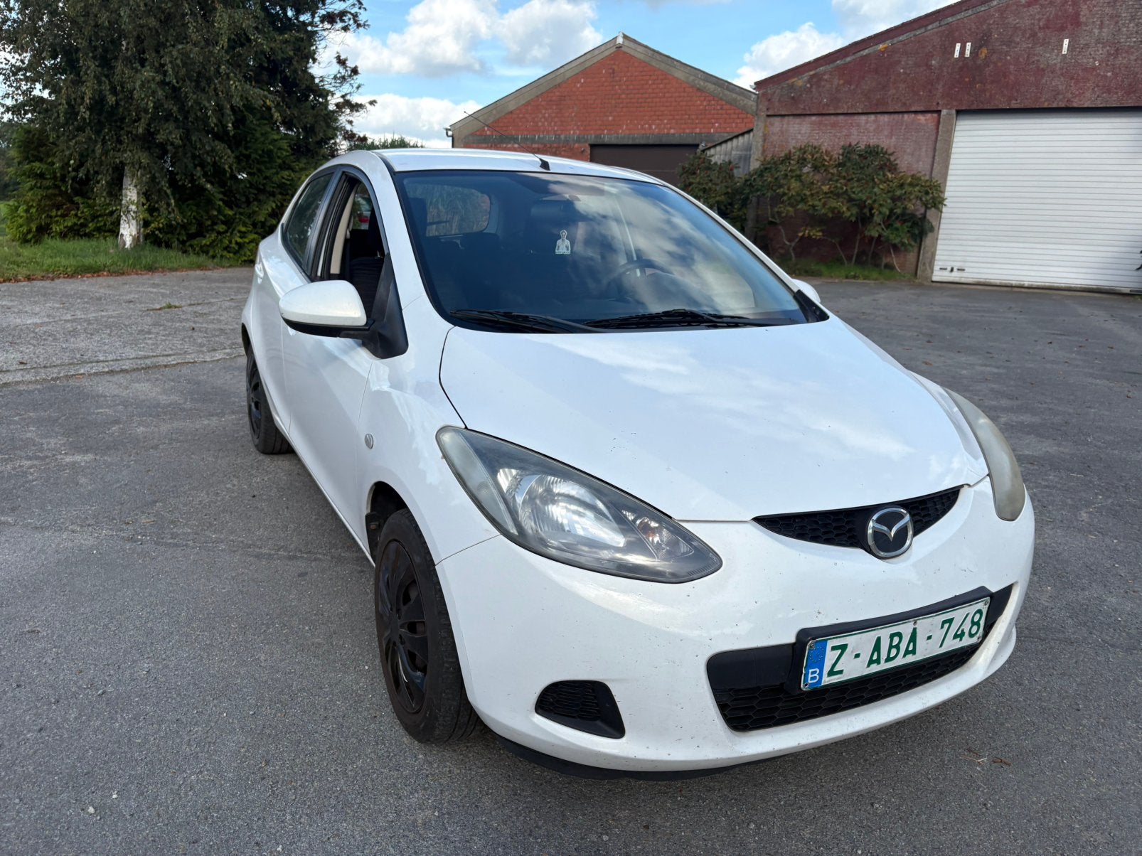 Mazda 2 essence 1349 cc avec climatisation 5 portes, Autos, Achat, Entreprise, Boîte manuelle, Noir