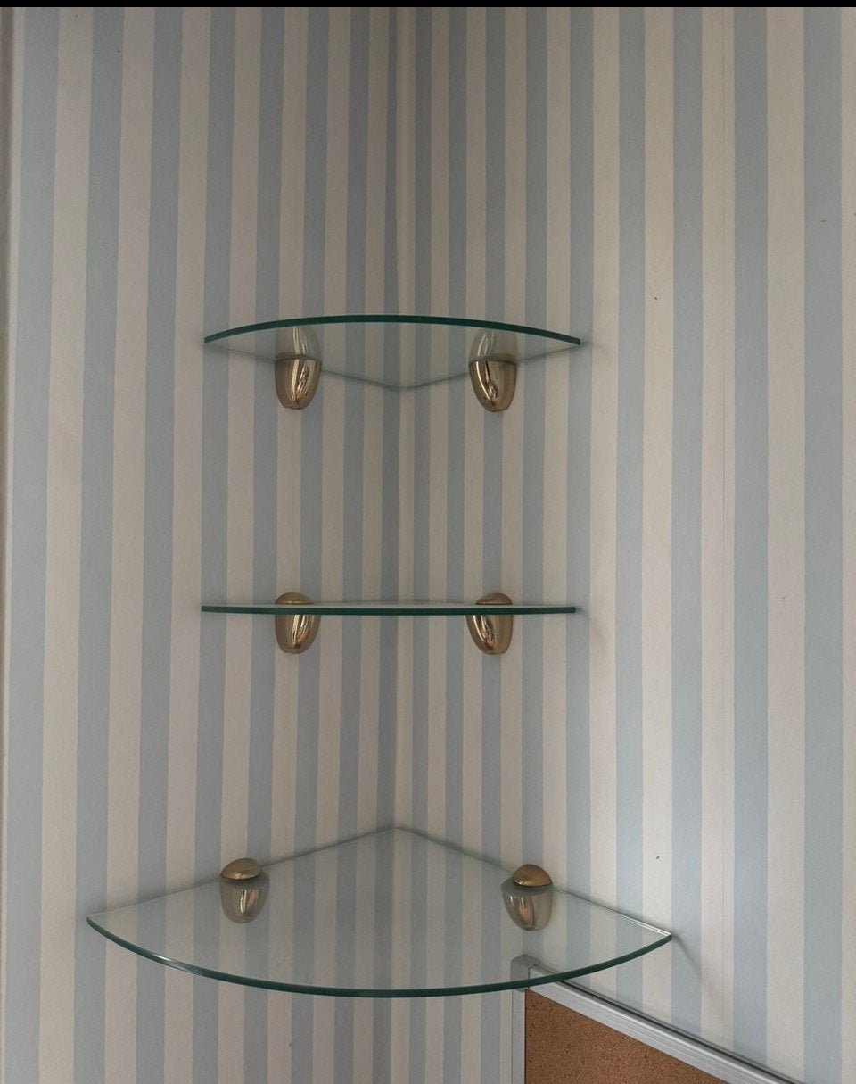 3 glazen hoekbankjes, Ophalen, Zo goed als nieuw