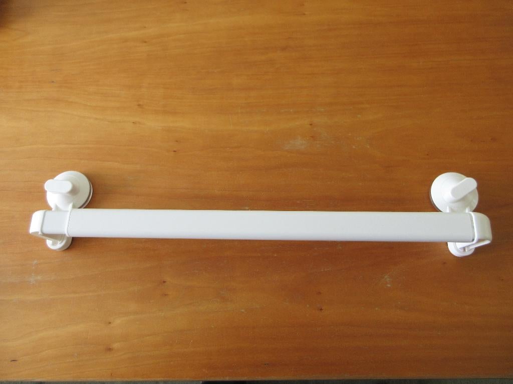 Handdoekhouder uitschuifbaar, Ophalen