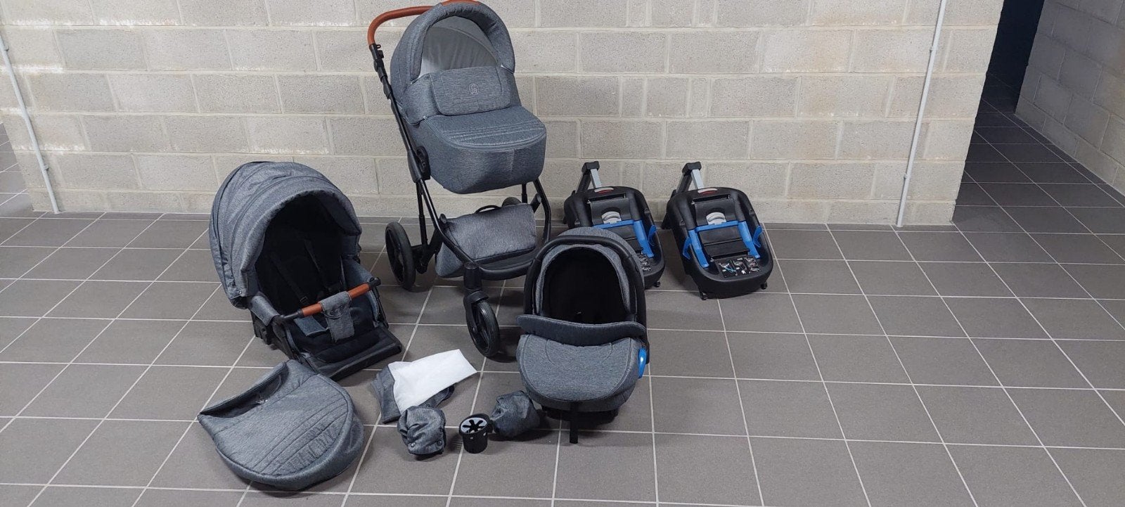 3 in 1 buggy en 2 x isofix, Enfants & Bébés, Buggys, Protection de pluie, Couverture pieds, Enlèvement