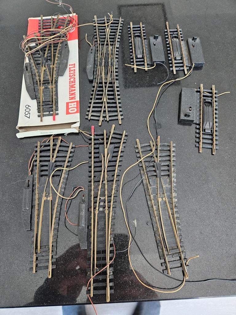 Lot fleischmann wissels en ontkoppelrails, Hobby en Vrije tijd, Ophalen of Verzenden, Fleischmann