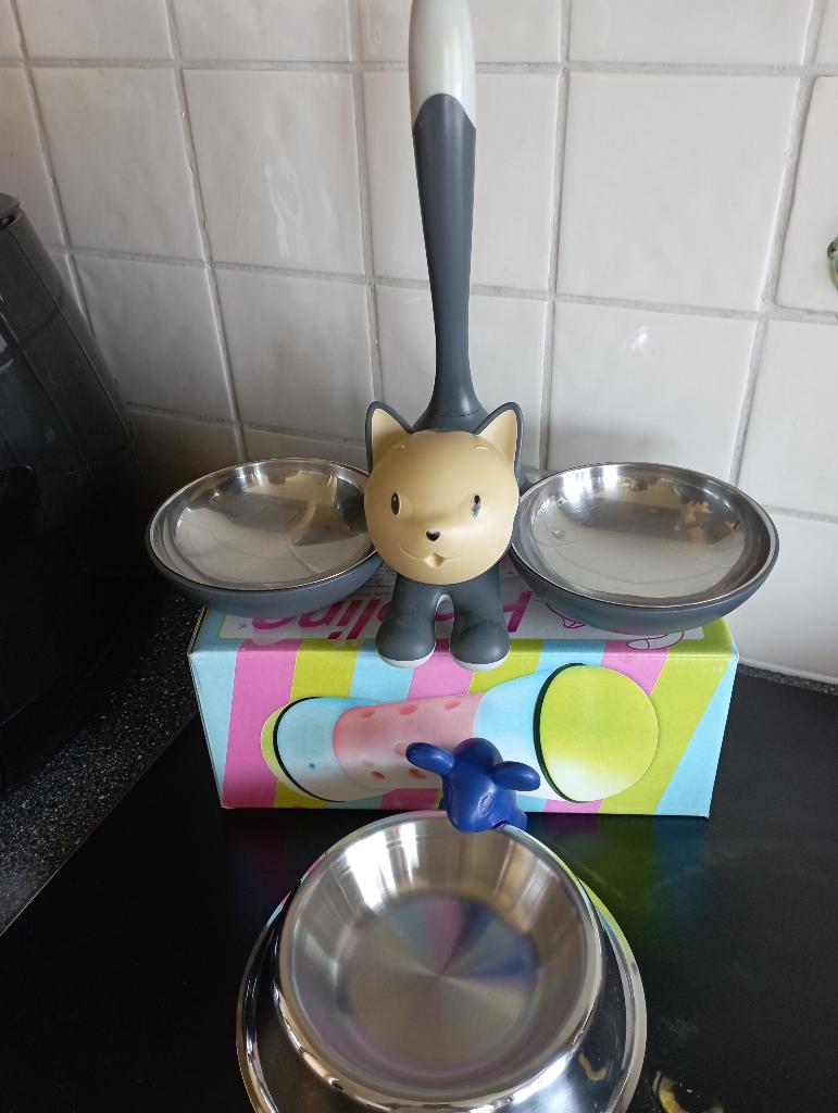 Mooie katten benodigdheden, Ophalen, Zo goed als nieuw