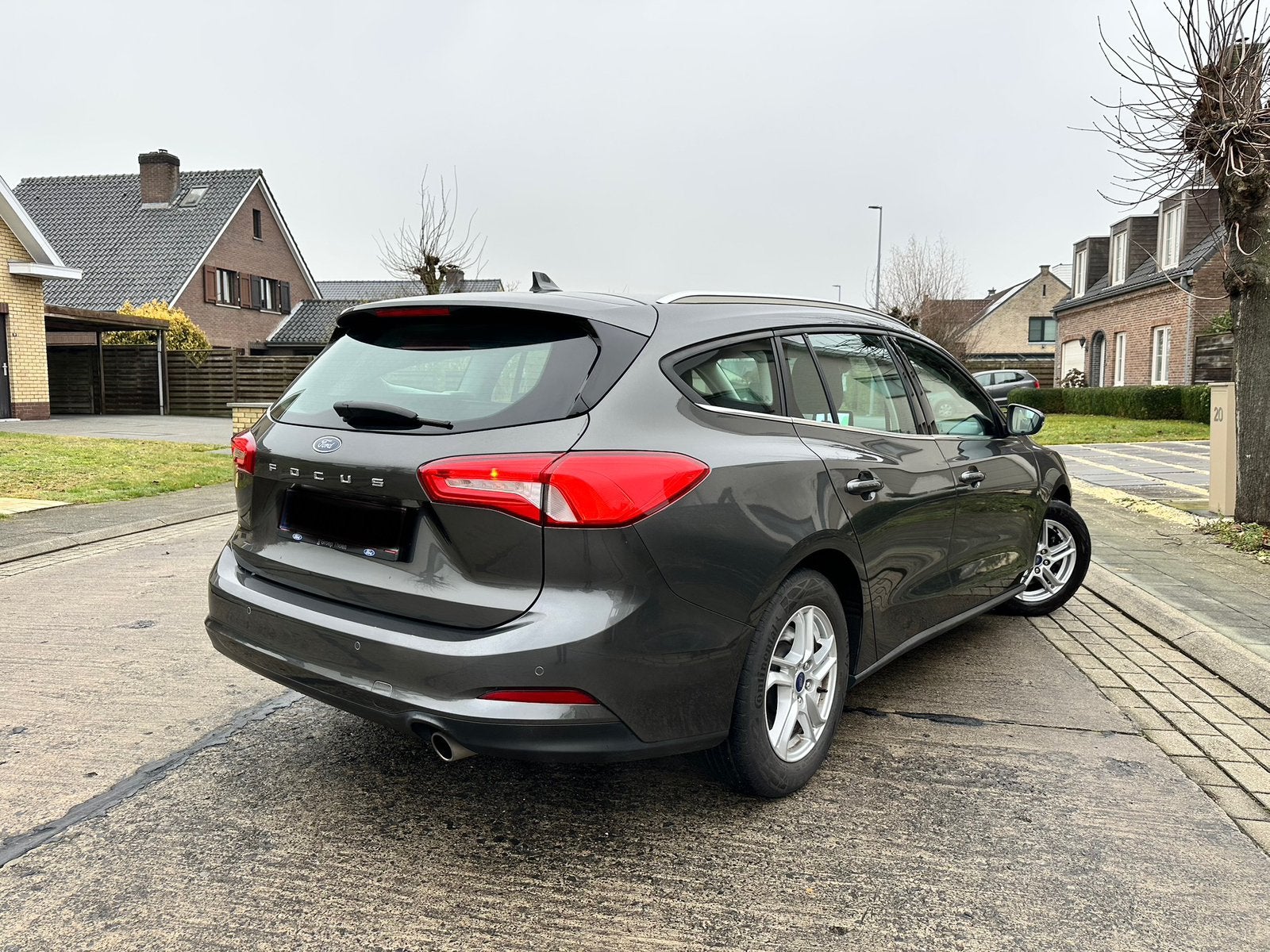 Ford Focus Automatic Trend 2020, 107 000 km, Autos, Ford, Focus, Argent ou Gris, Achat, Euro 6