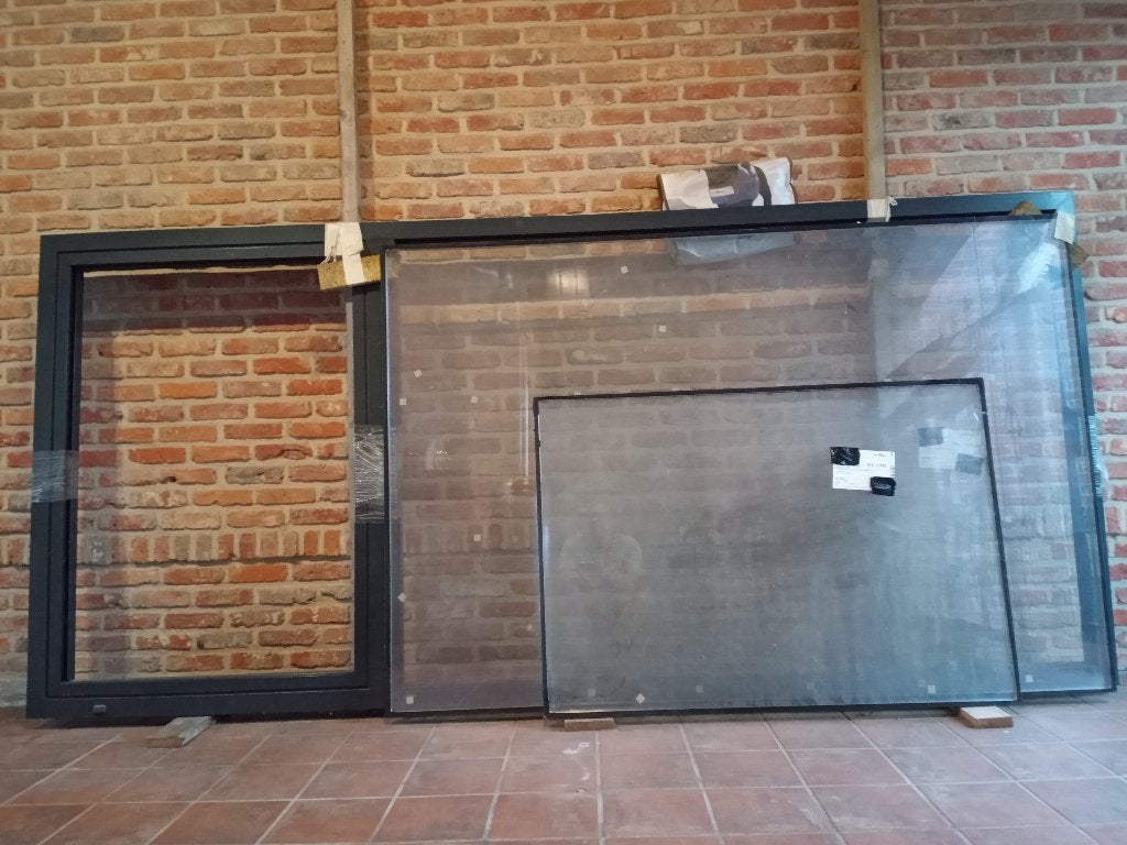 Nieuw aluminium raam, Doe-het-zelf en Bouw, Ophalen, Gevelraam of Ruit, 120 tot 160 cm, Nieuw