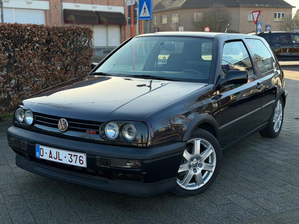 Volkswagen Golf lll Gti 16V 150Pk Oldtimer, Auto's, Oldtimers, Voorwielaandrijving, Zwart, Overige kleuren, Volkswagen