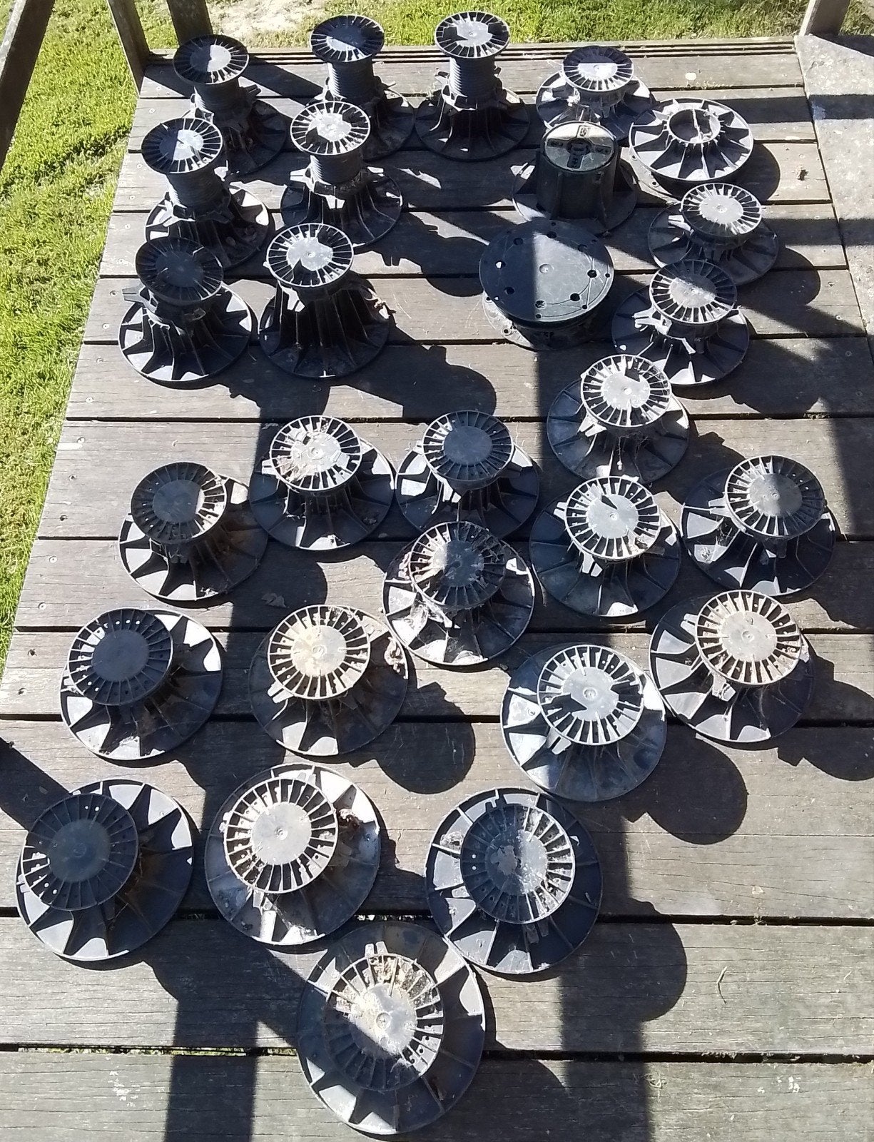 27 plots pour terrasse, Ophalen