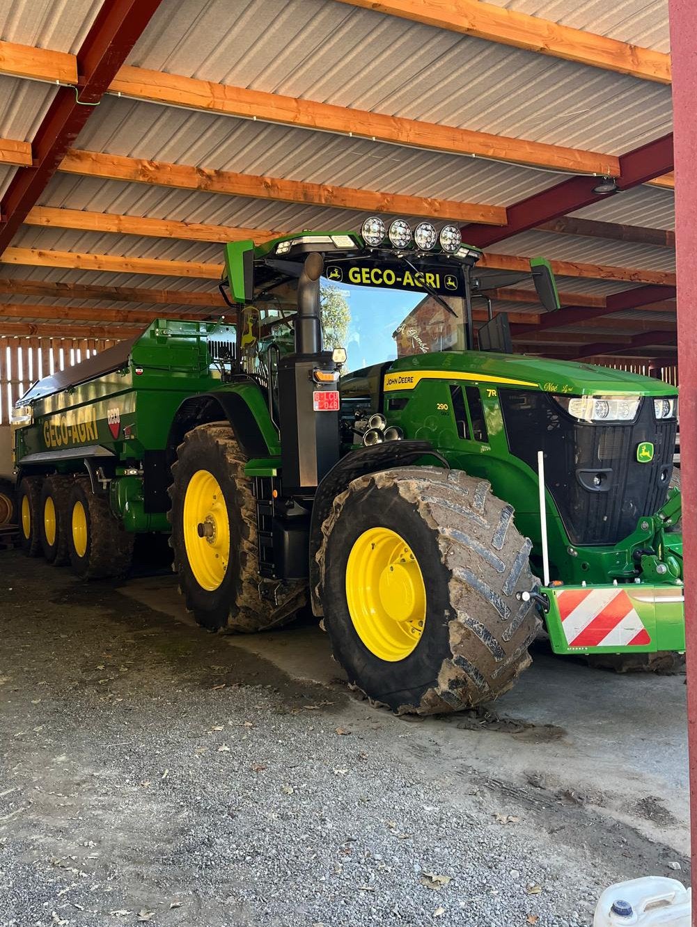 John Deere 7290R met beco 3 asser, Ophalen, Fendt