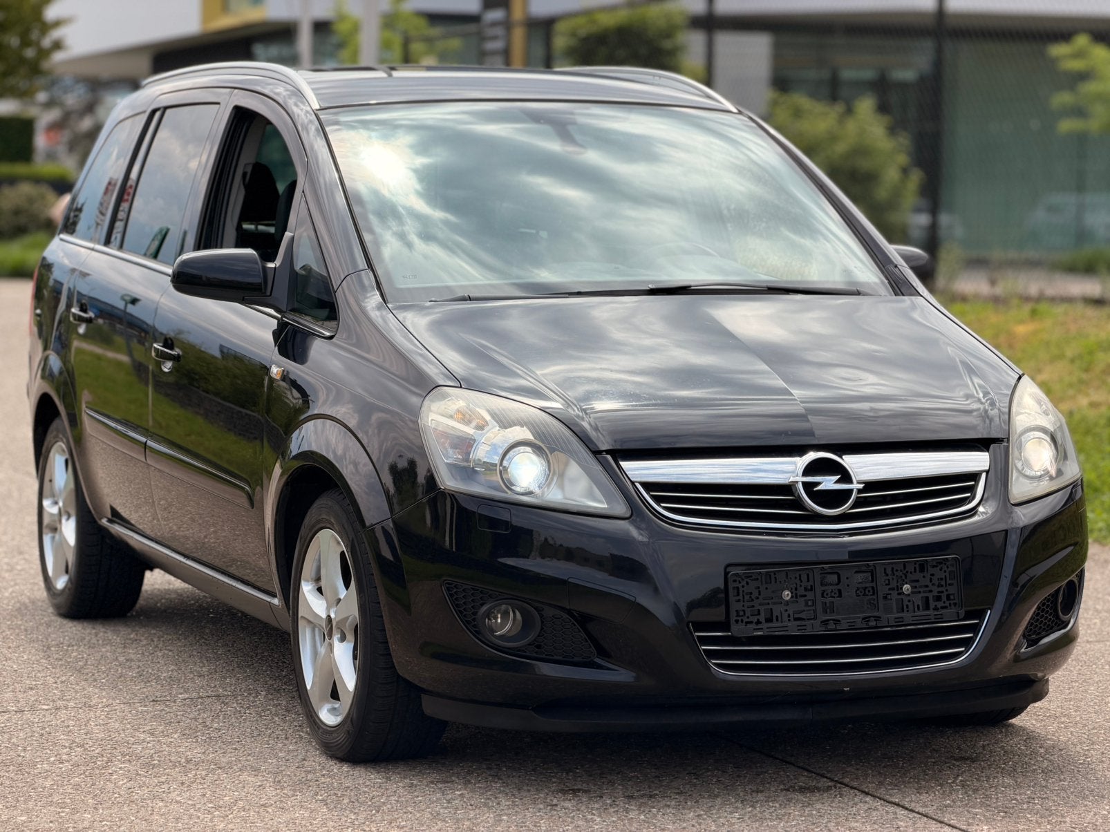 Opel Zafira 1.8i benzine 7plaats AUTOMAAT GEKEURD, Auto's, Automaat, 4 cilinders, 7 zetels, Bedrijf