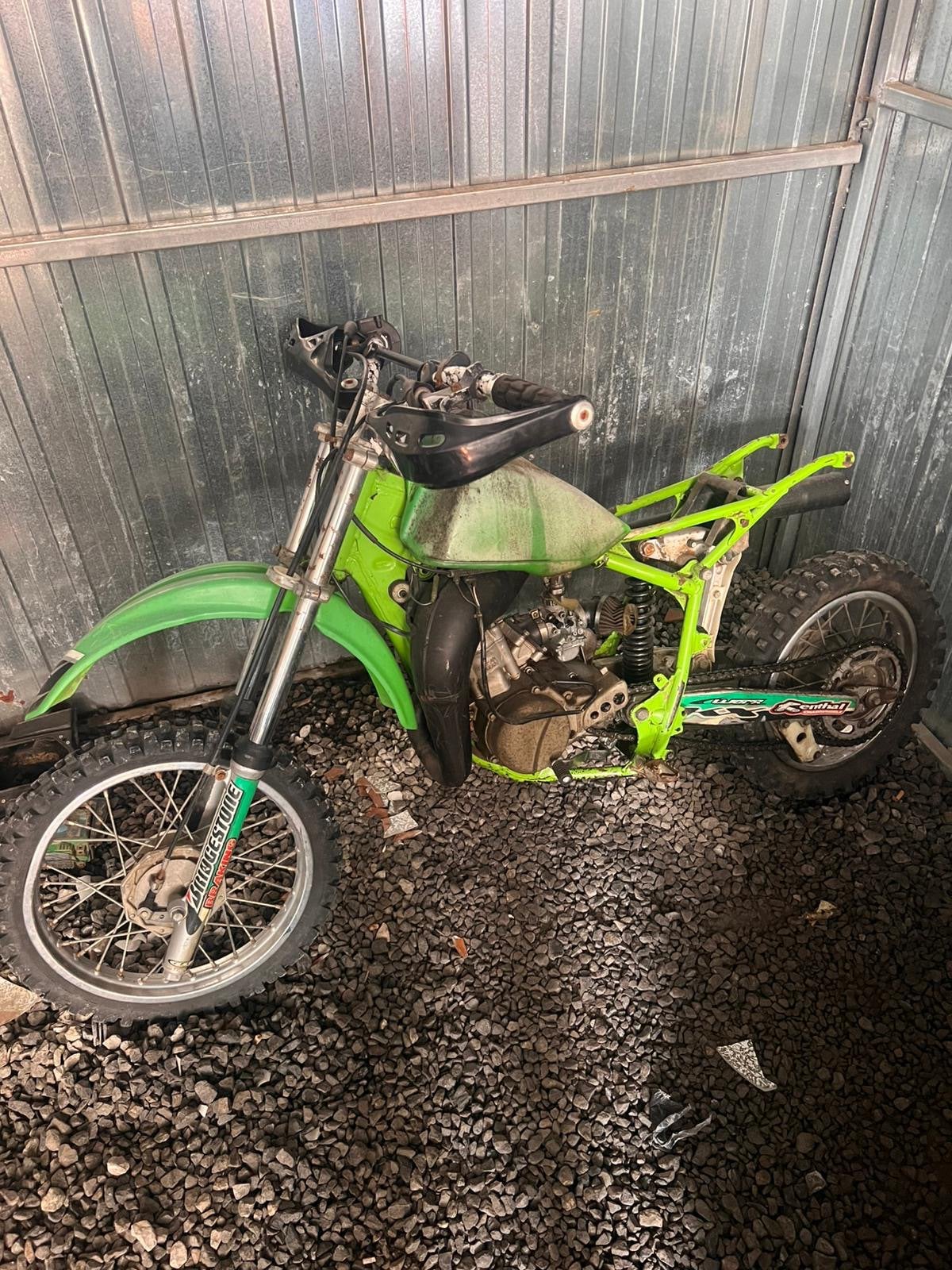 Kawasaki kx 60 A remettre en route Faire offre