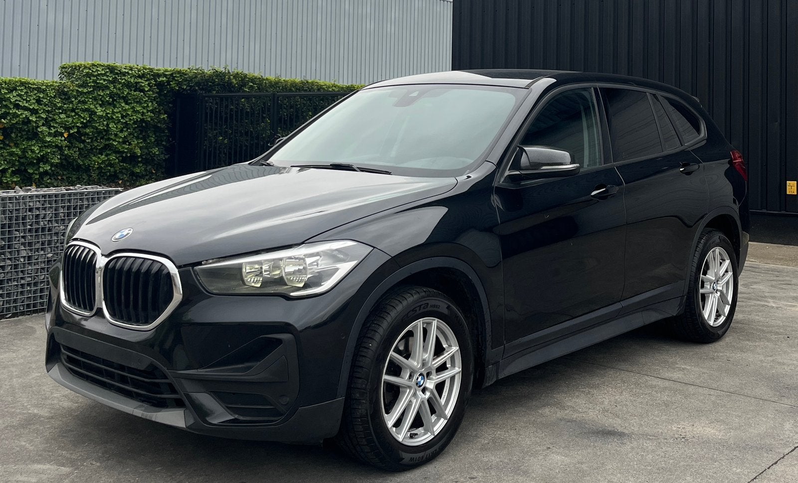 BMW X1 1.5i Automaat | GEKEURD VOOR VERKOOP, Auto's, BMW, Euro 5, Bedrijf, Elektronische parkeerrem, 103 kW