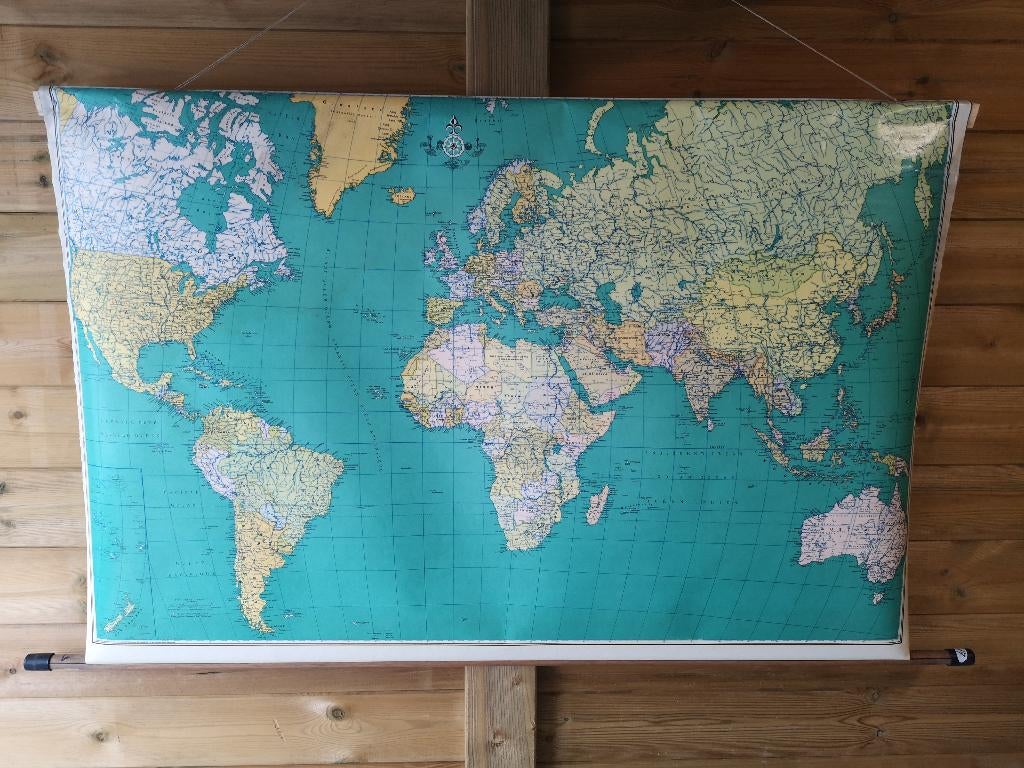 schoolkaart geografhise wereldkaart voor mercator projectie, Ophalen of Verzenden, Aardrijkskunde
