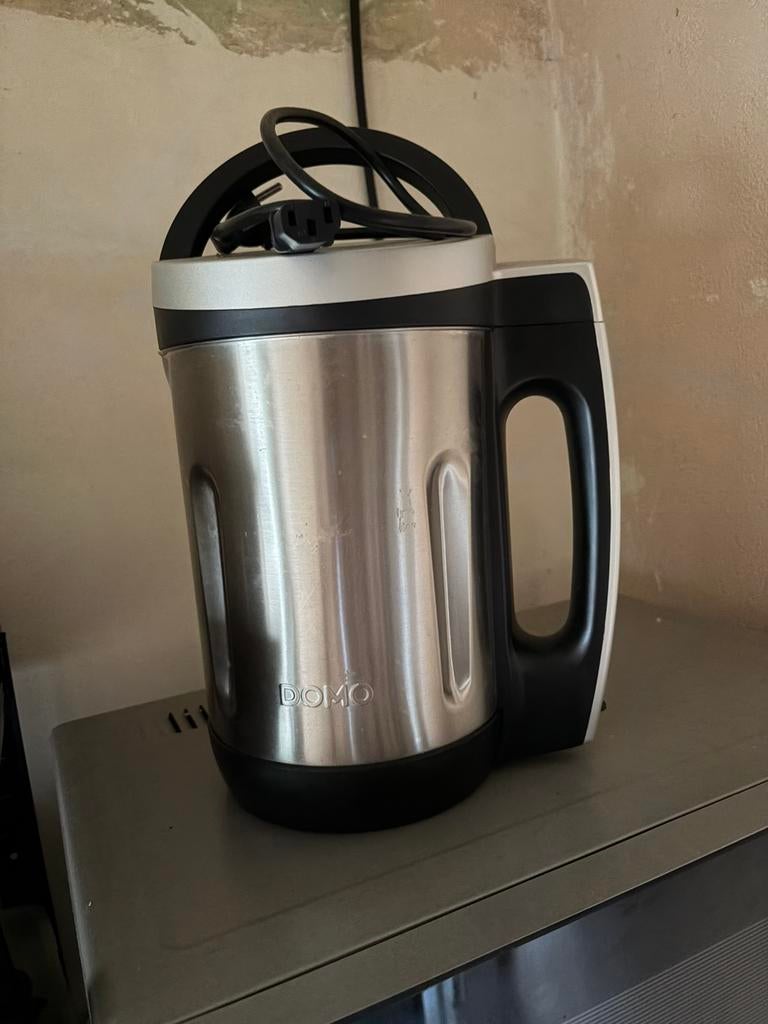 Machine à soupe, Enlèvement, Comme neuf