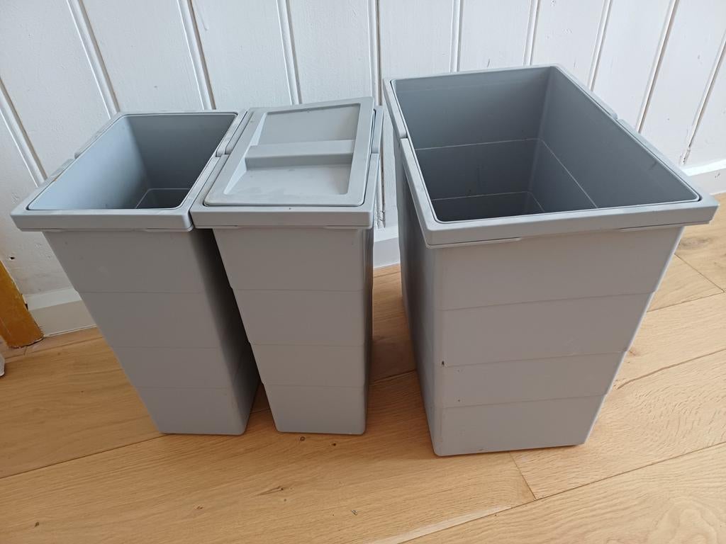 Bacs de rangement / poubelle de cuisine, Enlèvement