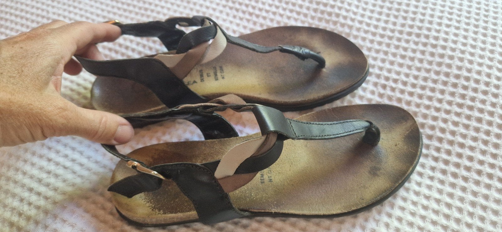 Leren sandalen maat 37, Ophalen