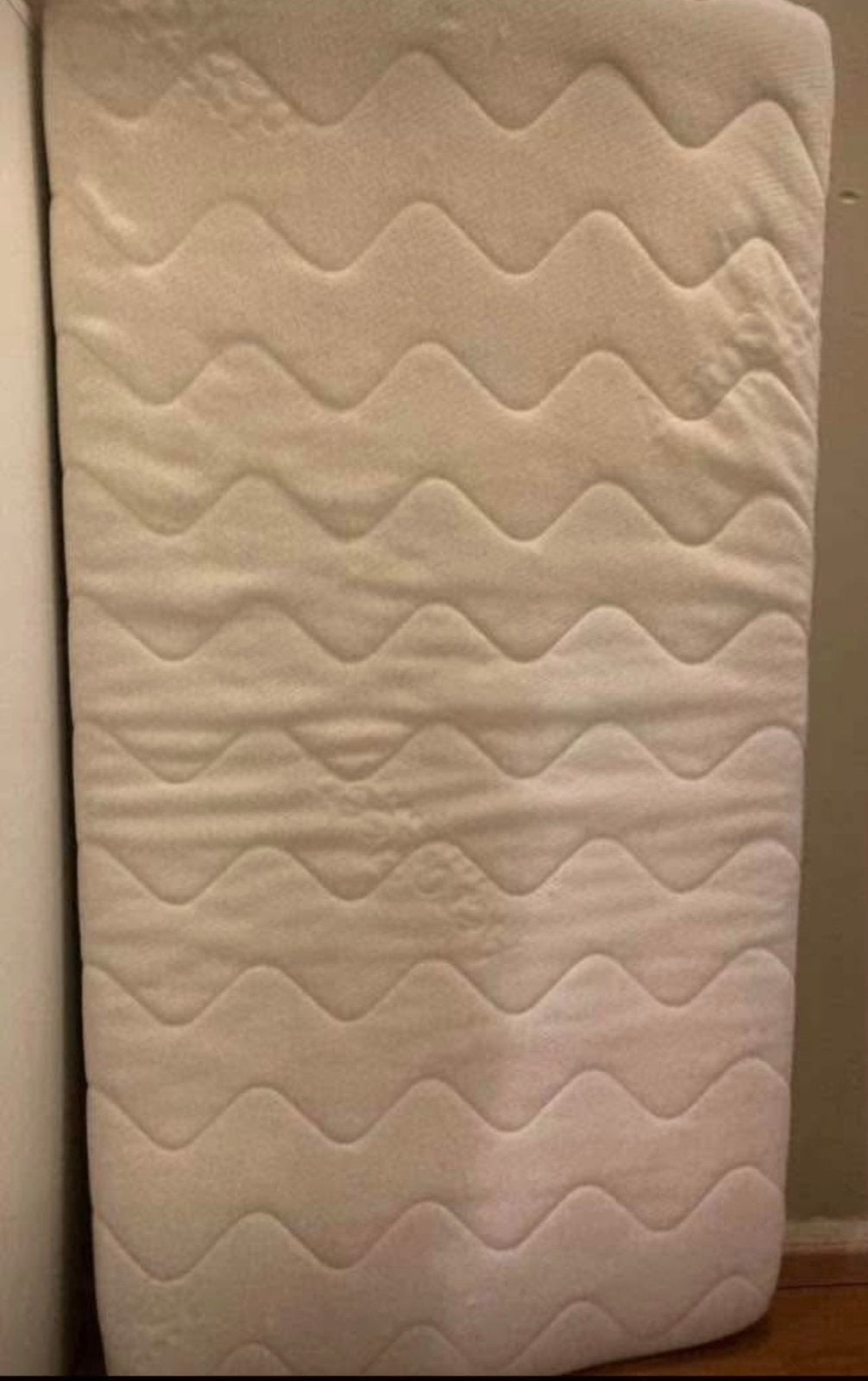 Babymatras met matras beschermer Aerosleep, Huis en Inrichting, Ophalen, Zo goed als nieuw, Matras