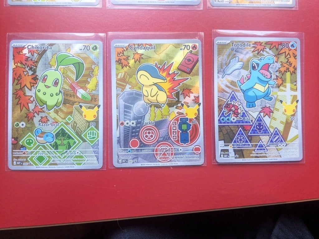 Pokemon first partner series 2 gen 2, Ophalen of Verzenden, Nieuw, Meerdere kaarten, Foil