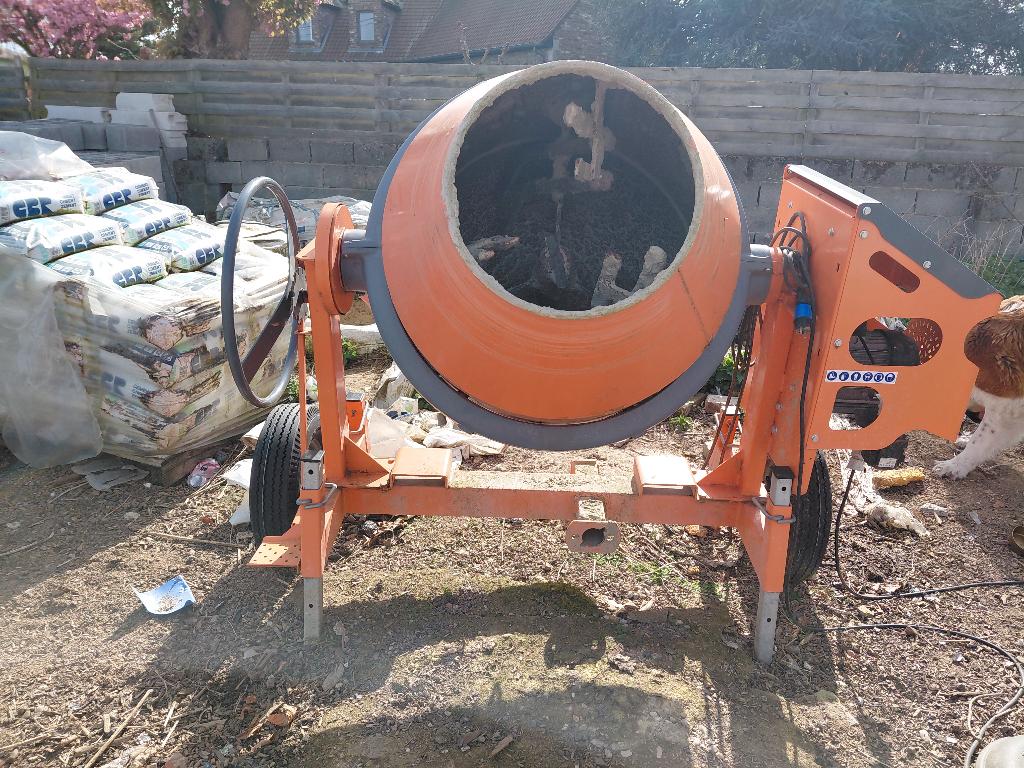 bétonière, Bricolage & Construction, Enlèvement, Utilisé