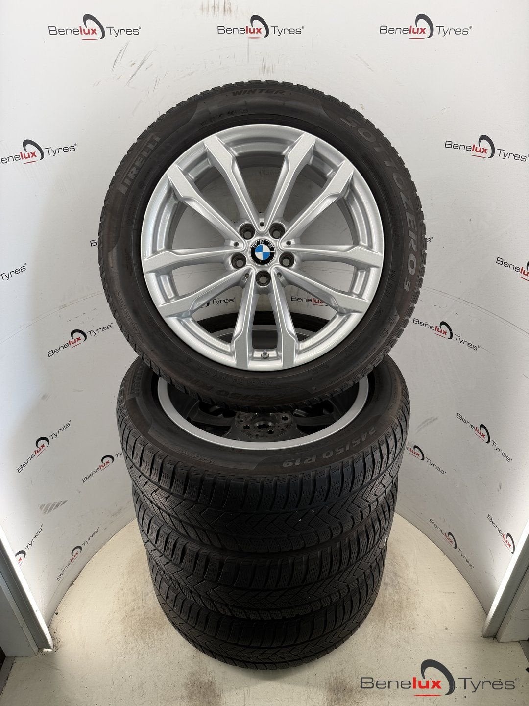 19'' winter BMW i40 X1 F48 X2 F39 X4 G02 5-serie G30 G31 G60, 19 inch, -, -, Banden en Velgen