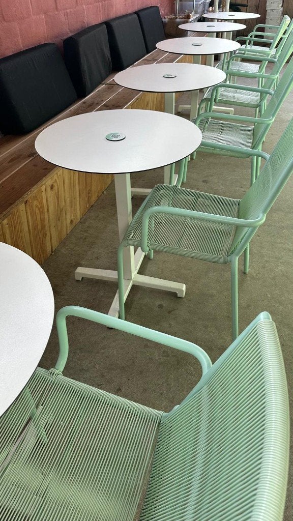 Witte ronde bistrotafel, binnen en buiten, Tuin en Terras, Ophalen, Gebruikt, Rond