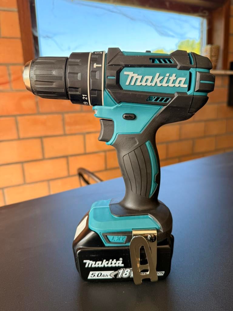 boormachine en klopboormachine makita 2025, zelden gebruikt, Ophalen, Zo goed als nieuw