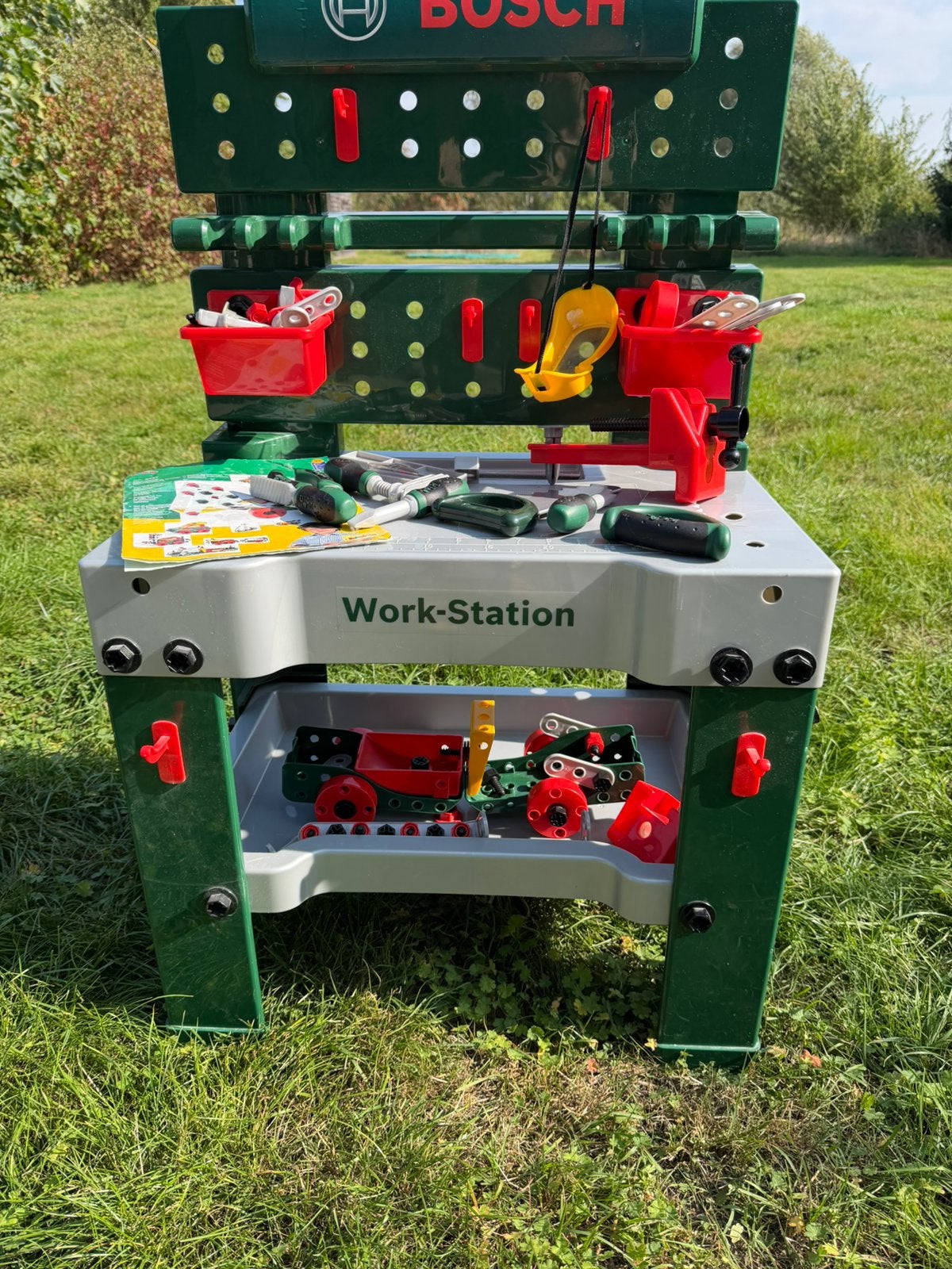 Bosch kinderwerkbank met gereedschap – goede staat, Ophalen, Gebruikt