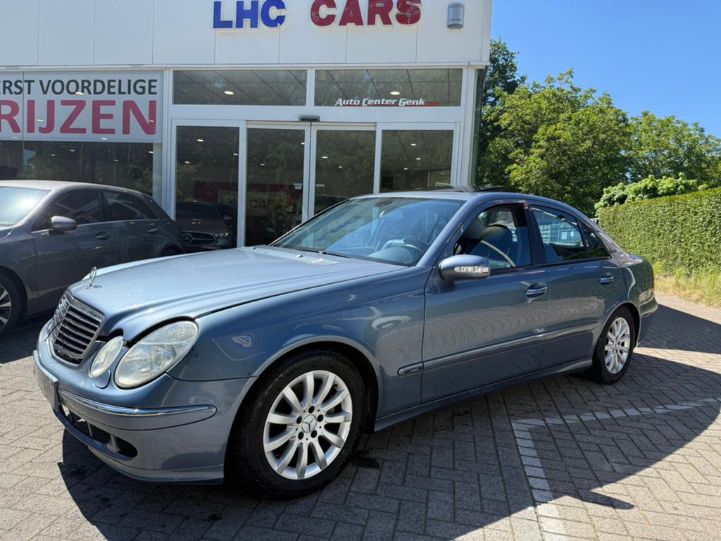 Mercedes E220Cdi Avantgarde Automaat 348000klm bwj 2002 dak, Autos, Achat, Entreprise, Toit ouvrant, Automatique