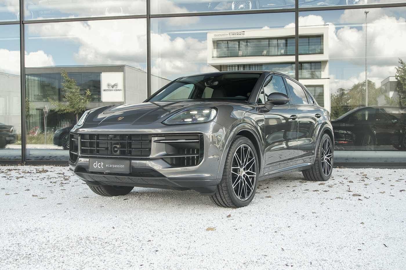 Porsche Cayenne COUPE Coupé E-hybrid 22inch SportDesign BOS, Automaat, Gebruikt, 2995 cc, https://public.car-pass.be/vhr/b0f59958-391f-4c39-8f8c-a4549237c7a5