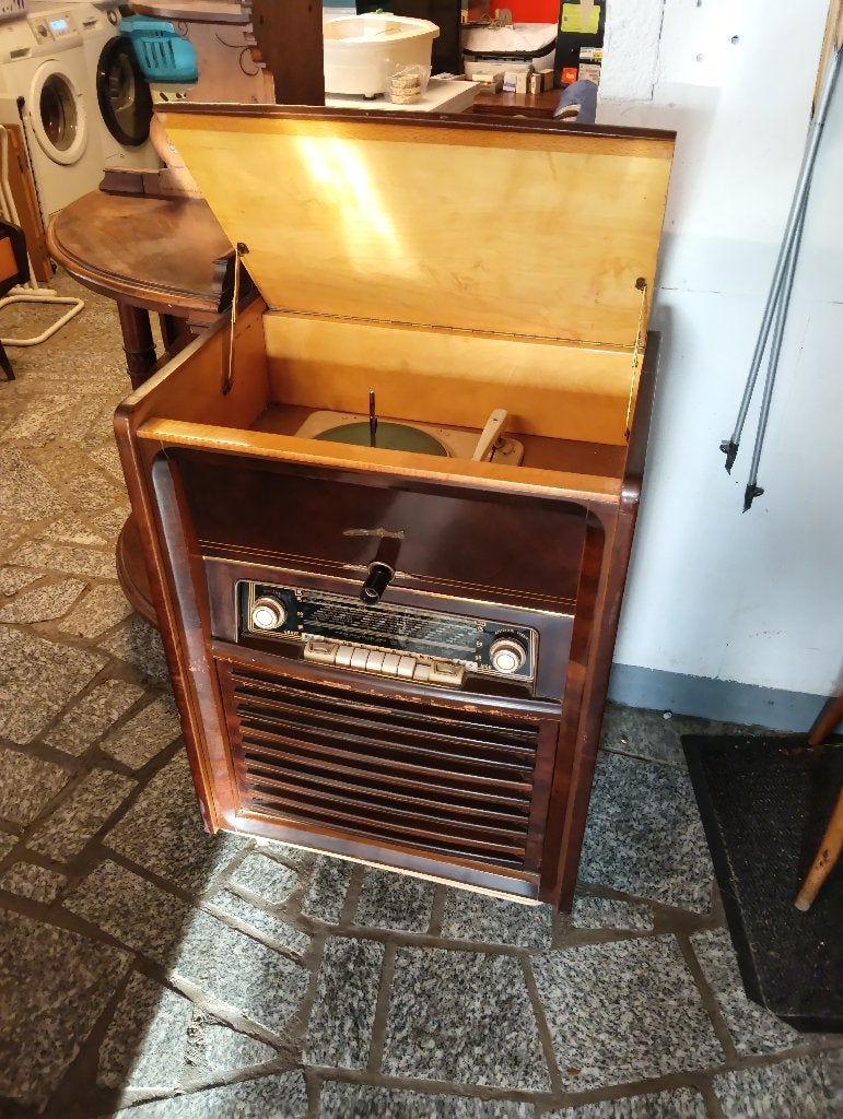meuble tourne disque radio antiquités, Antiquités & Art, Enlèvement