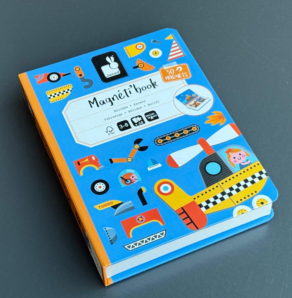 Magneetspel Magneti book racers bolides, Ophalen, Zo goed als nieuw
