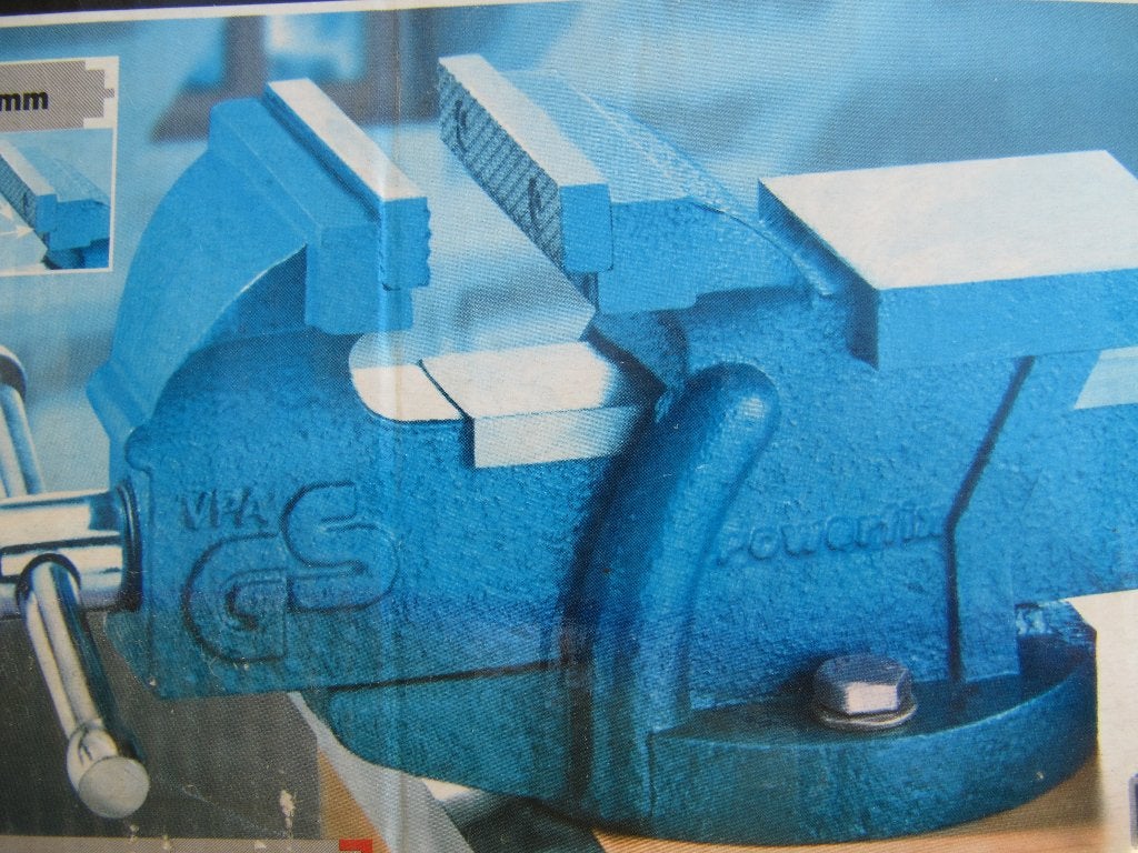 Bankschroef met aambeeld., Doe-het-zelf en Bouw, Ophalen of Verzenden, Nieuw, Bankschroef