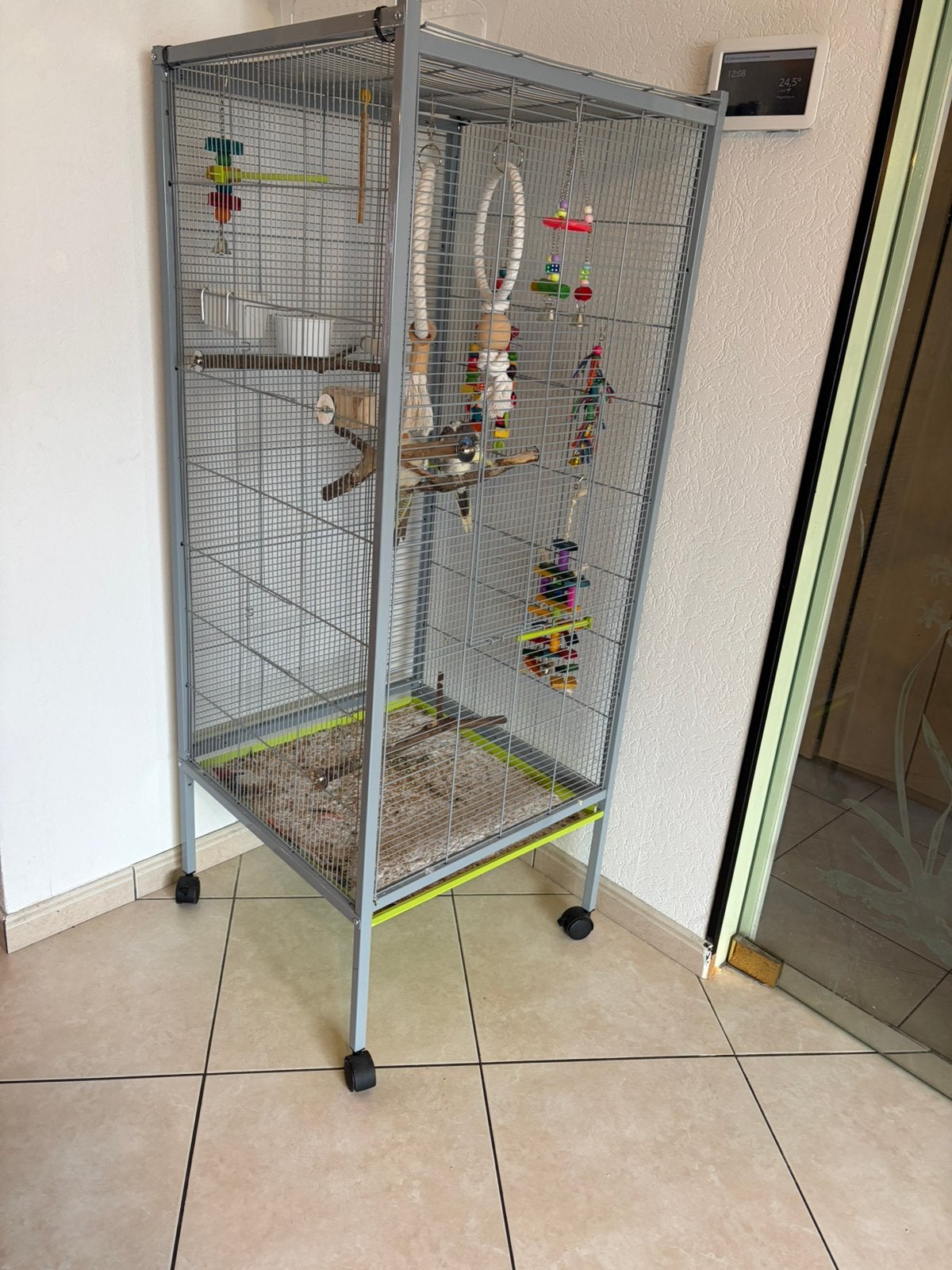 Grote vogelkooi + 2 valkparkieten + alle toebehoren, Enlèvement, Comme neuf, Cage à oiseaux