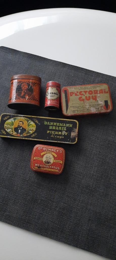 Vintage tabac blikjes, Ophalen