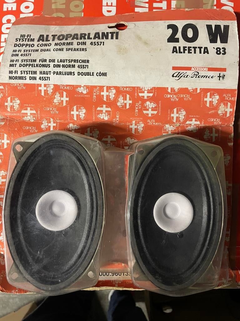 Alfa romeo alfetta, Autos : Divers, Haut-parleurs voiture, Enlèvement ou Envoi, Neuf