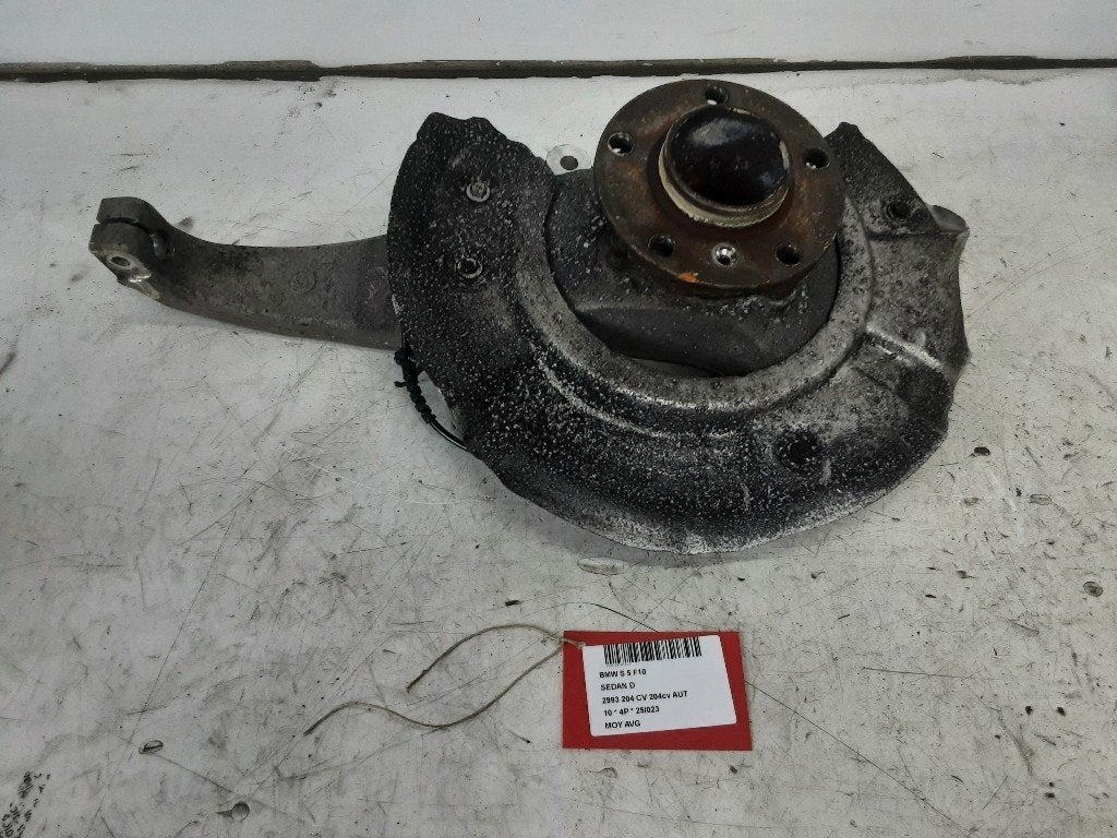 MOYEU DE ROUE AVANT GAUCHE BMW 5 serie (F10), Utilisé, BMW, Petuelring 130
80809  München, DE, Bayerische Motoren Werke AG
