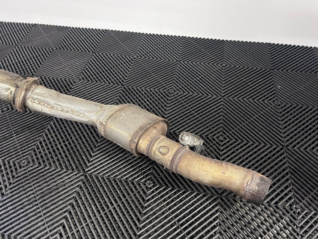 ÉCHAPPEMENT AVANT PIPE Audi A5 Sportback (F5A / F5F), Auto-Union-Straße  1,
85057  Ingolstadt, DE, Info@audi.de, Audi, Utilisé