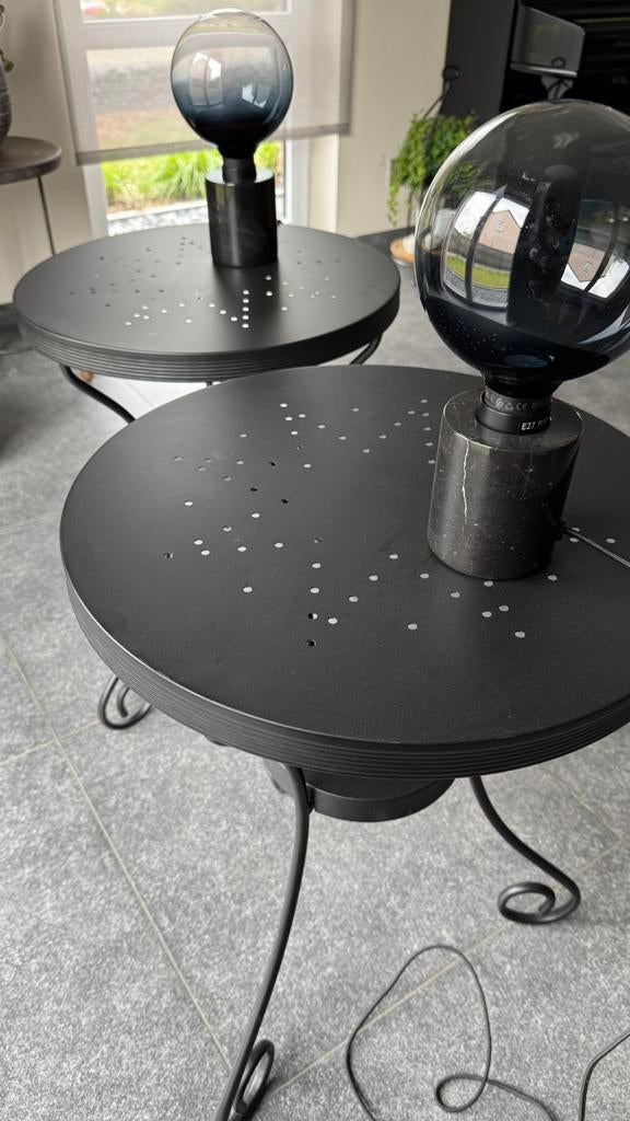 2 tables metal chevet ( ou autre) avec lampe., Maison & Meubles, Enlèvement, Comme neuf