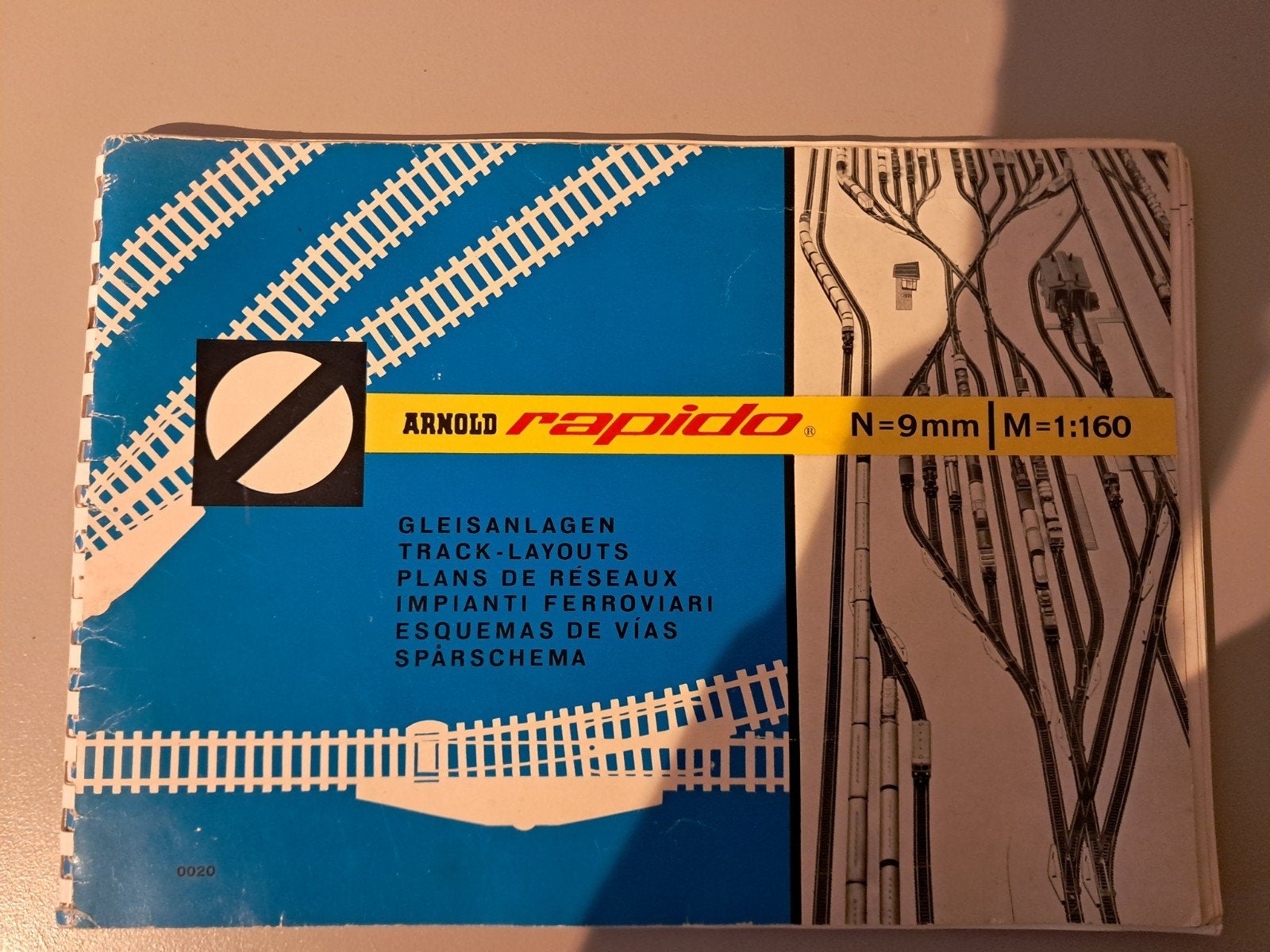 Boek: modelspoornetplannen, Ophalen