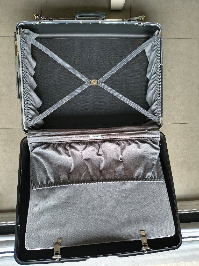 valies, 70 cm ou plus, Plastique dur, Enlèvement, Utilisé