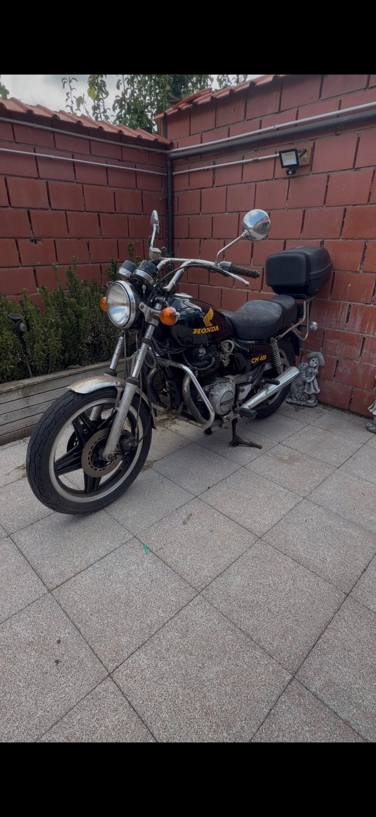 Honda CM400, Motoren, Particulier