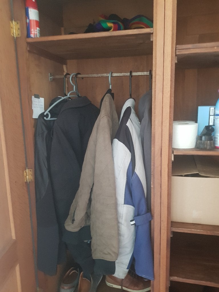 Kast, Huis en Inrichting, Kasten | Kleerkasten, Gebruikt, 100 tot 150 cm, Eikenhout, Met lade(s)